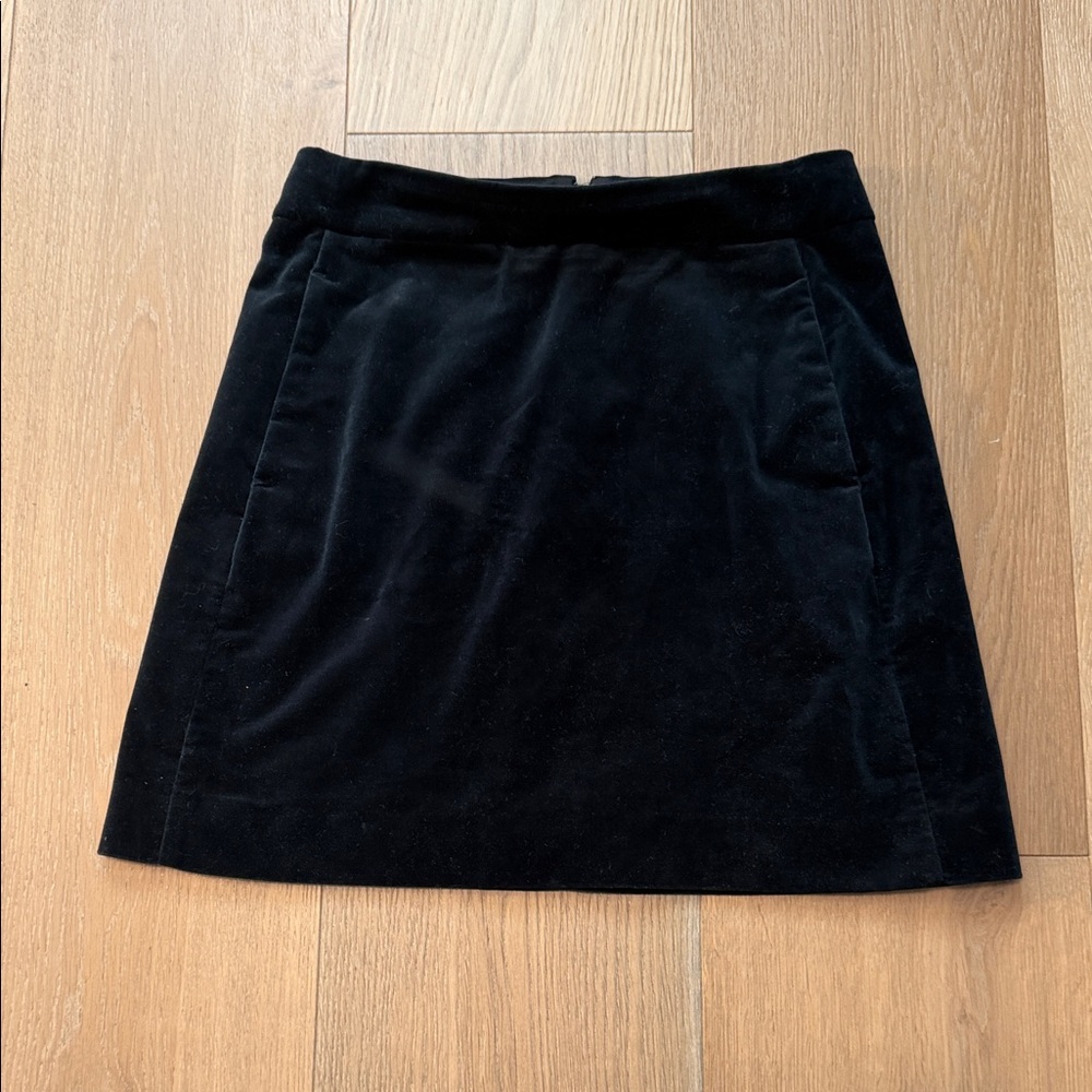 J Crew Classic Black Velvet A-Line Skirt Sz 8